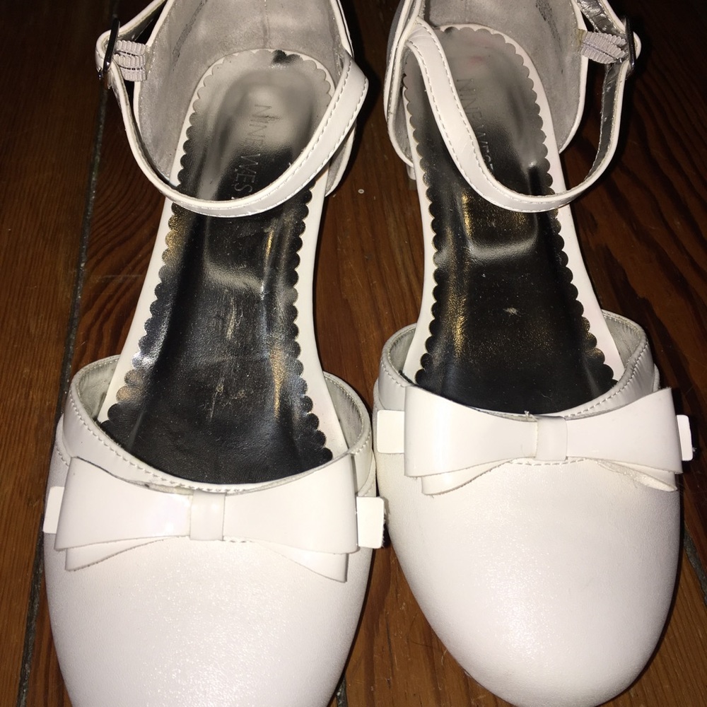 Nine West bow ankle strap heels
